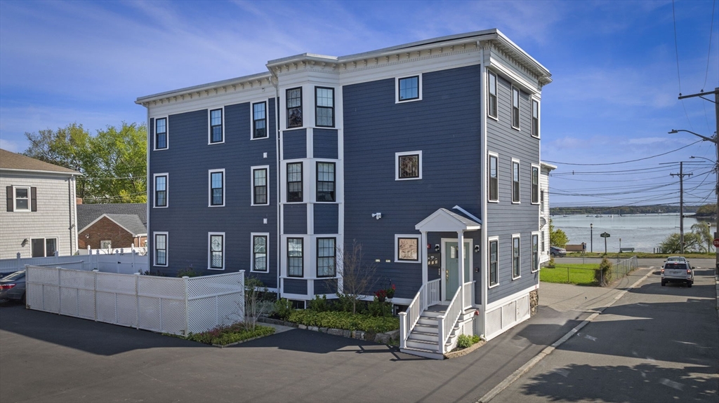 13 Spring St # 3