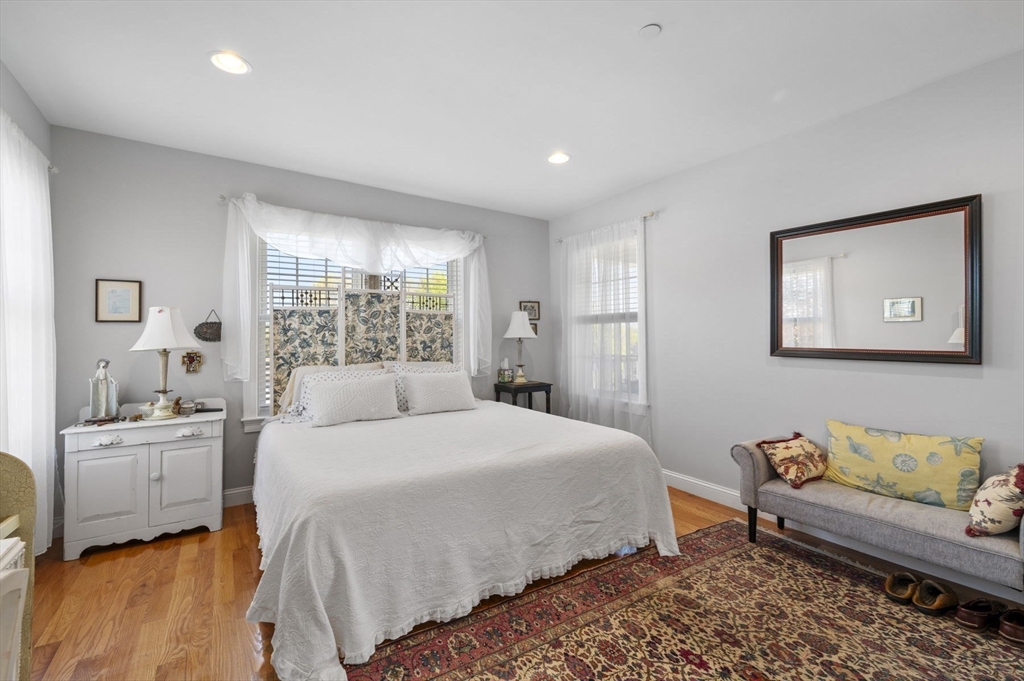 13 Spring St # 3