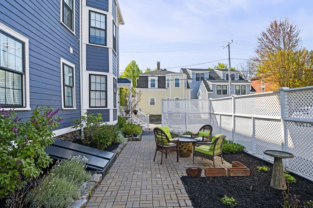 13 Spring St # 3