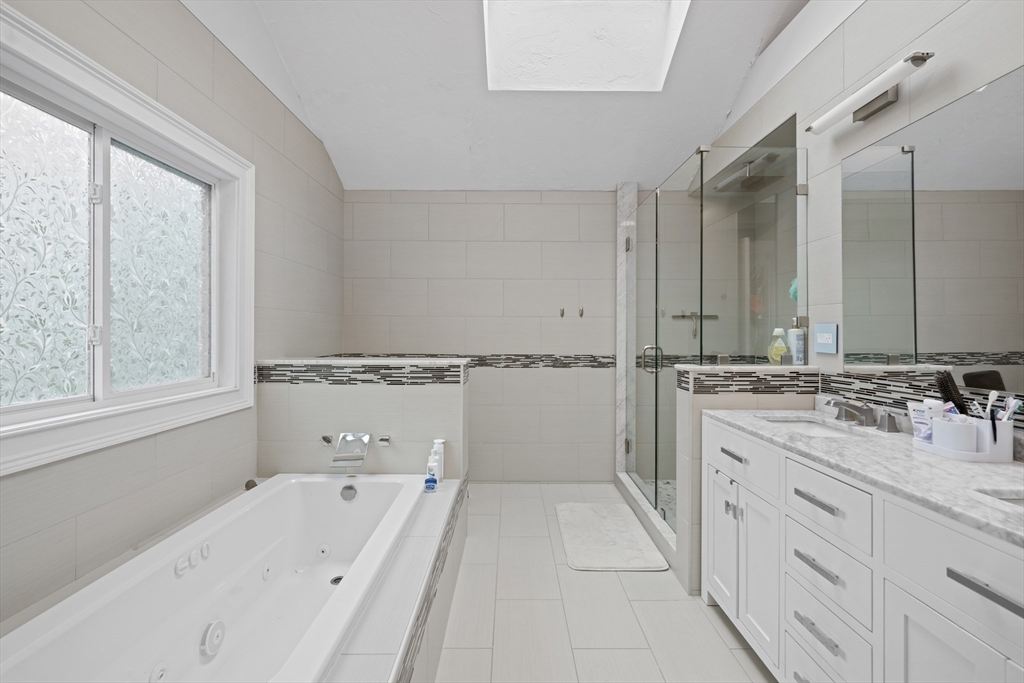 28 Collamore St # 28