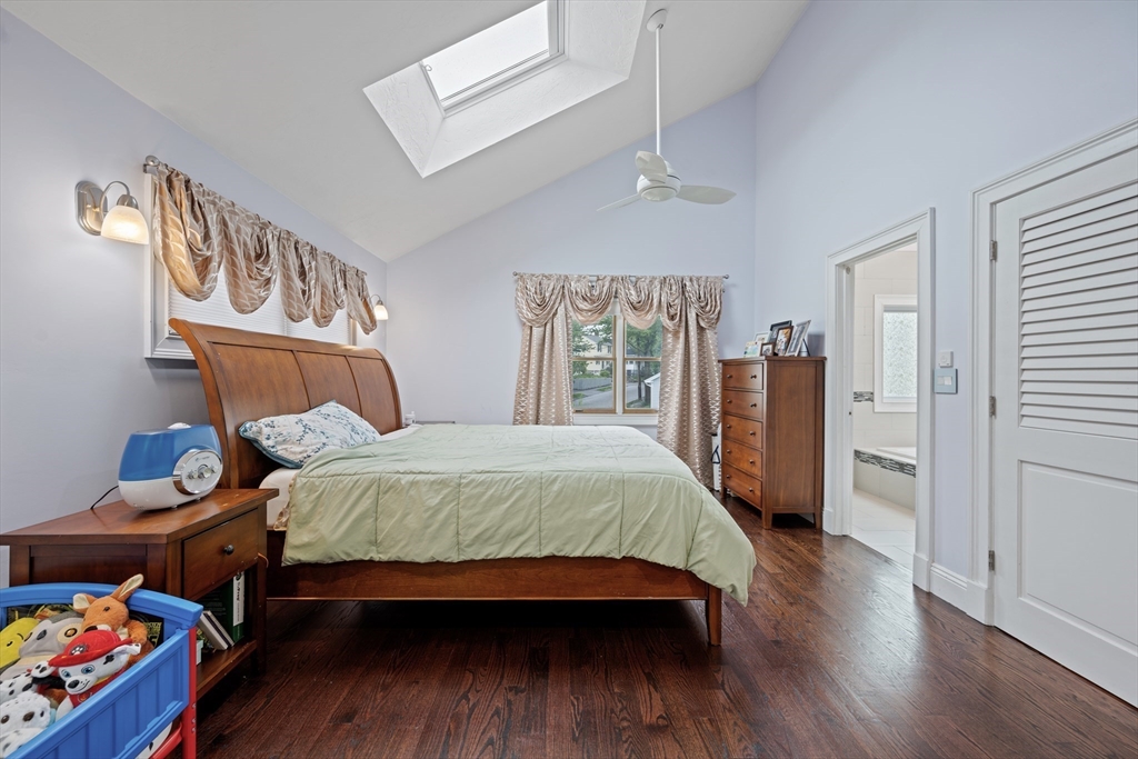 28 Collamore St # 28