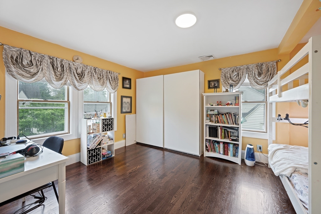 28 Collamore St # 28