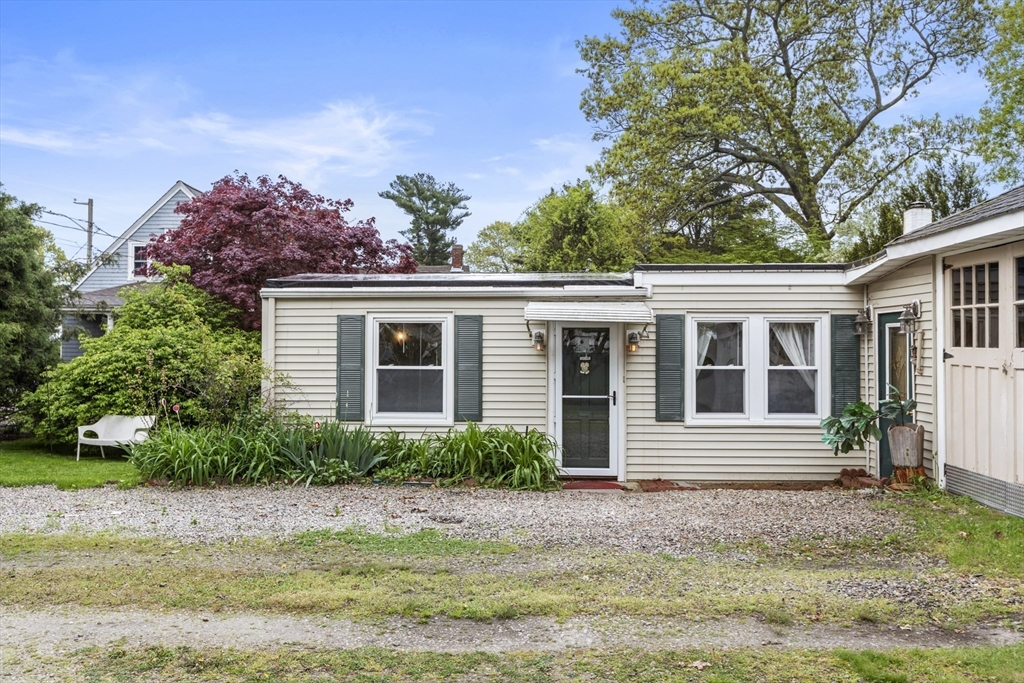 435 David Street