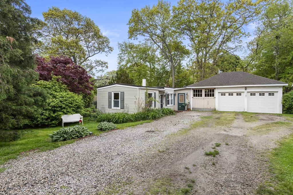 435 David Street