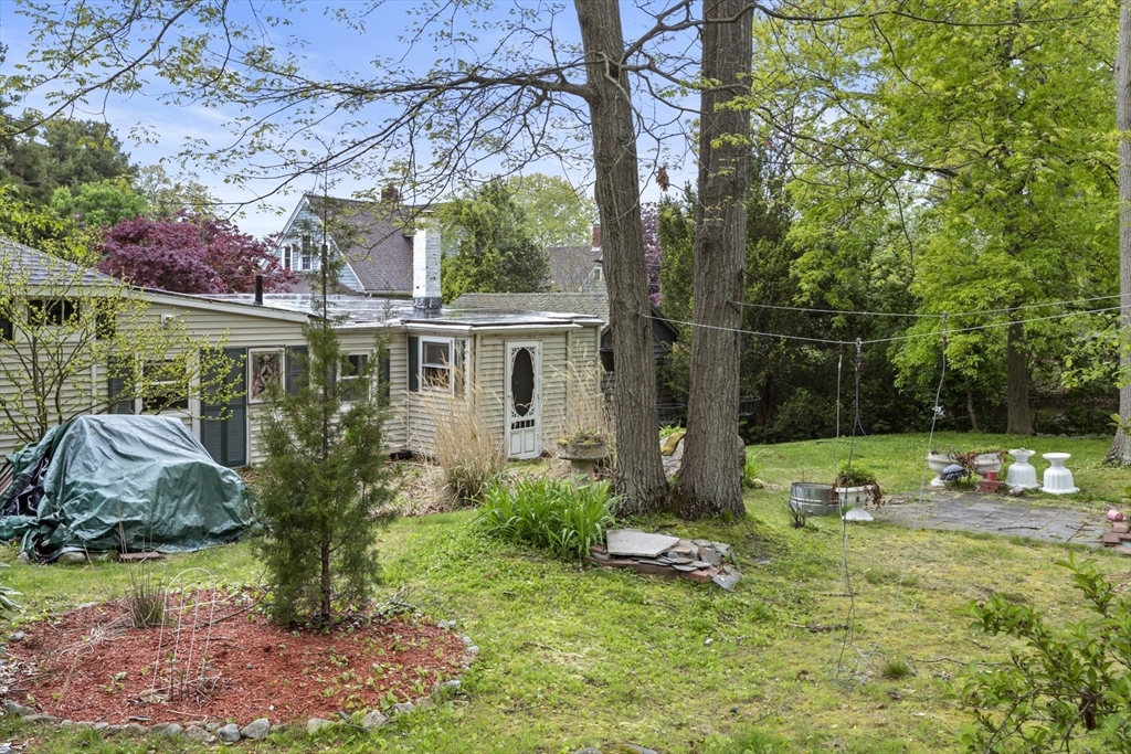 435 David Street