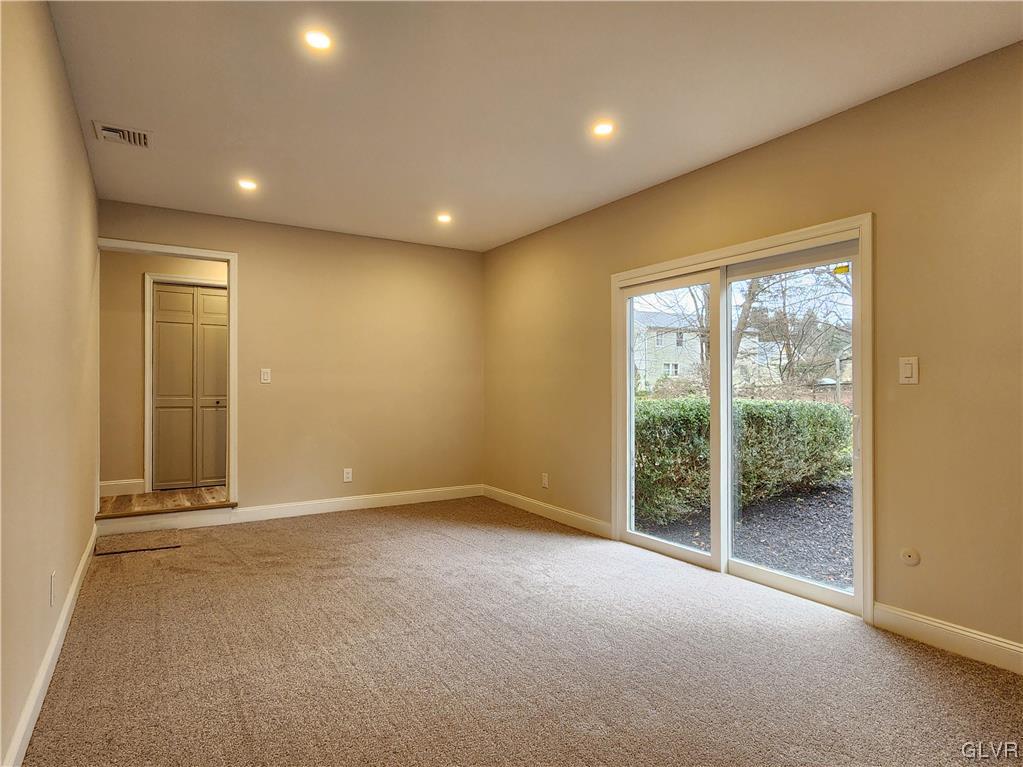 6464 Chestnut Hill Road