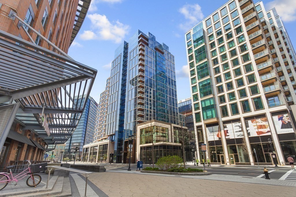 135 Seaport Blvd # 1211