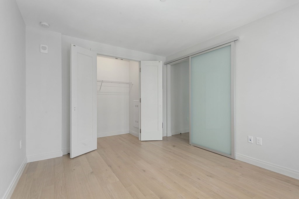 135 Seaport Blvd # 1211