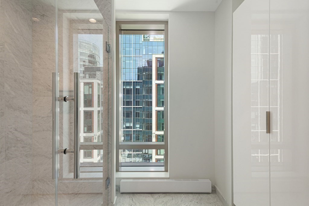 135 Seaport Blvd # 1211
