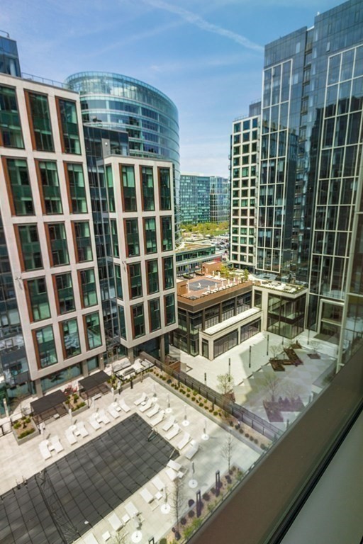 135 Seaport Blvd # 1211
