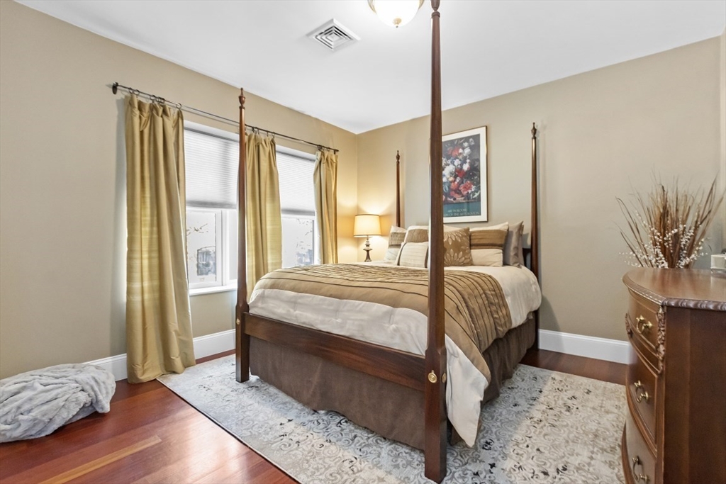 440 Commercial Streeet # 201