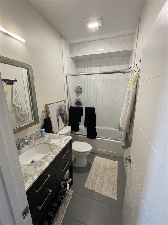 471 W Broadway # 2