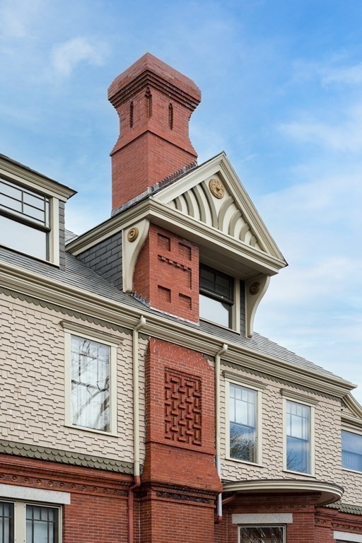 404 County St.