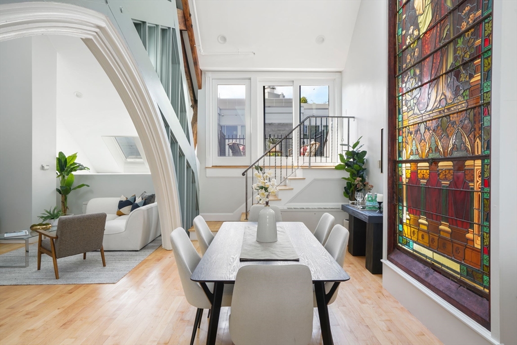 45 W Broadway Unit: PH2
