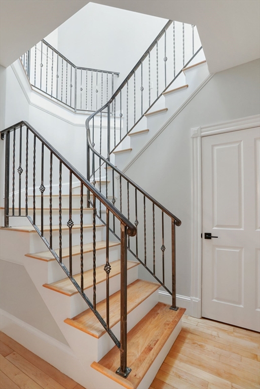 45 W Broadway Unit: PH2