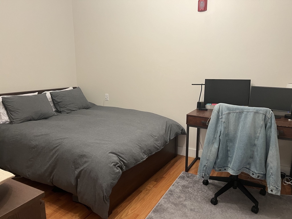 471 W Broadway # 3
