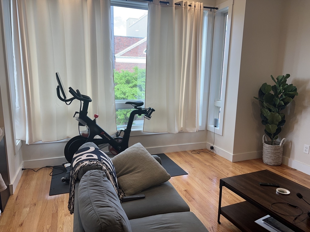 471 W Broadway # 3