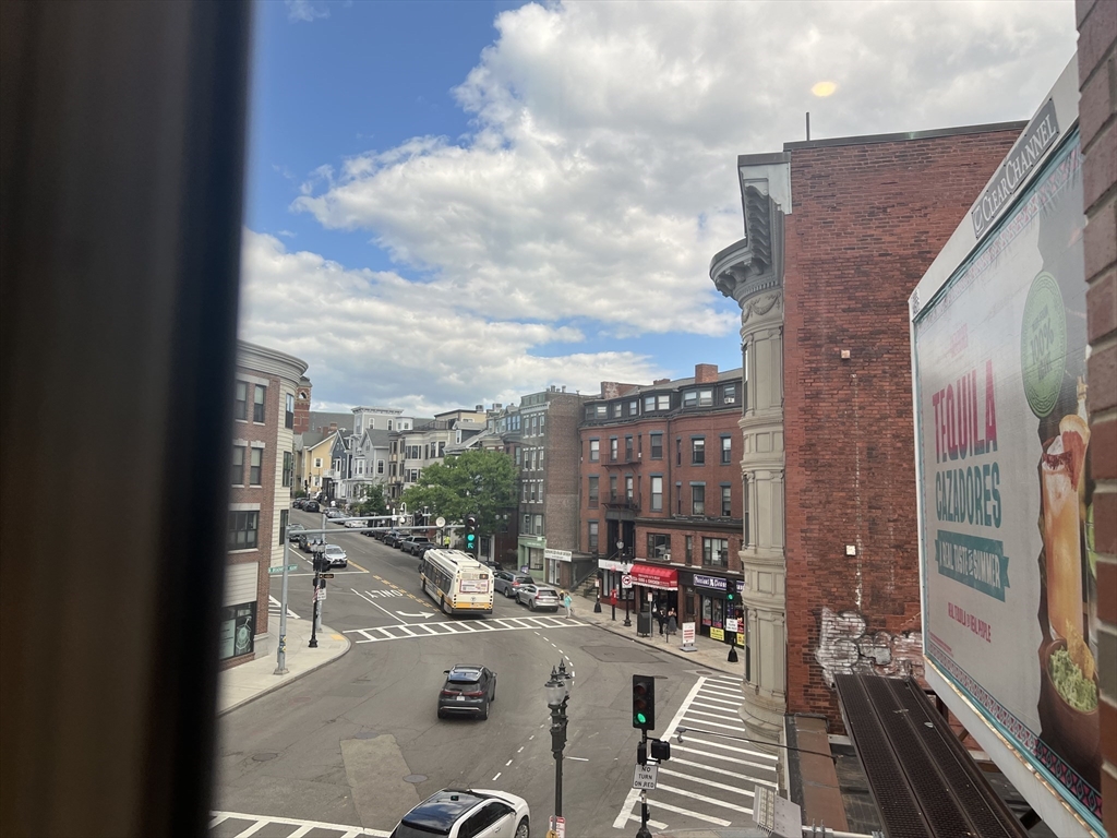 471 W Broadway # 3