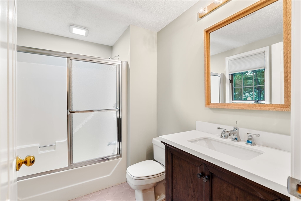 5 Holly Gate Cir # 5