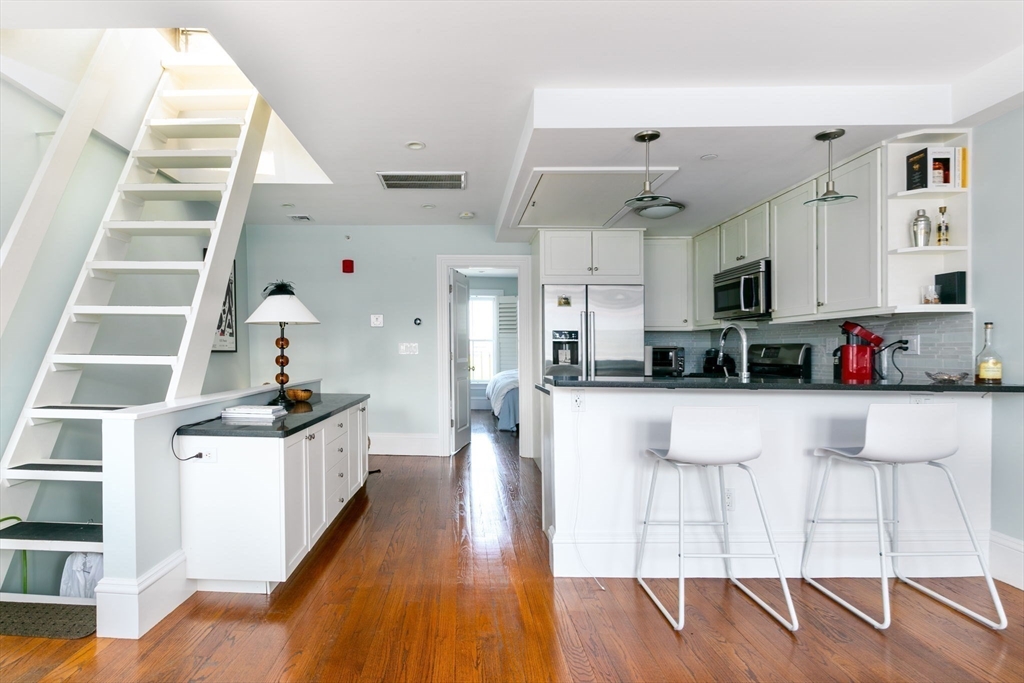 183 W Canton St Unit: 4-FURNISHED