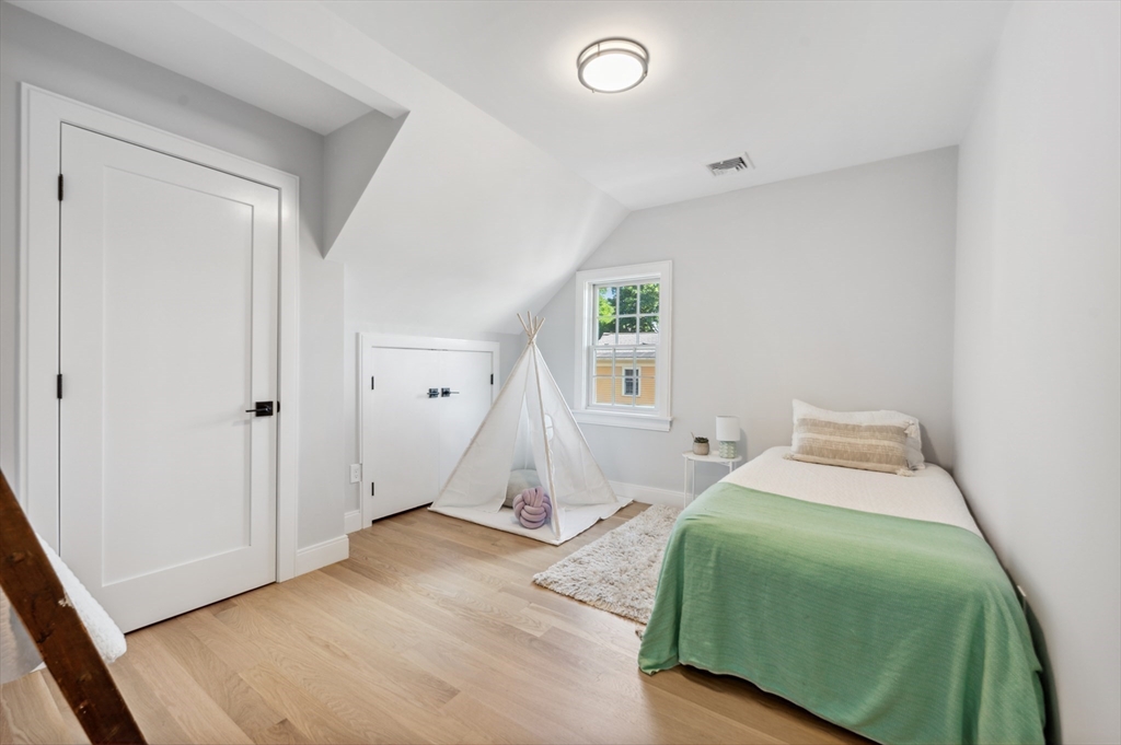 1038 Chestnut Street # 2