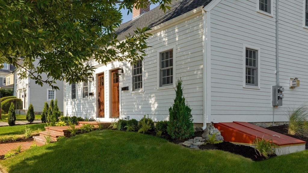 1038 Chestnut Street # 2