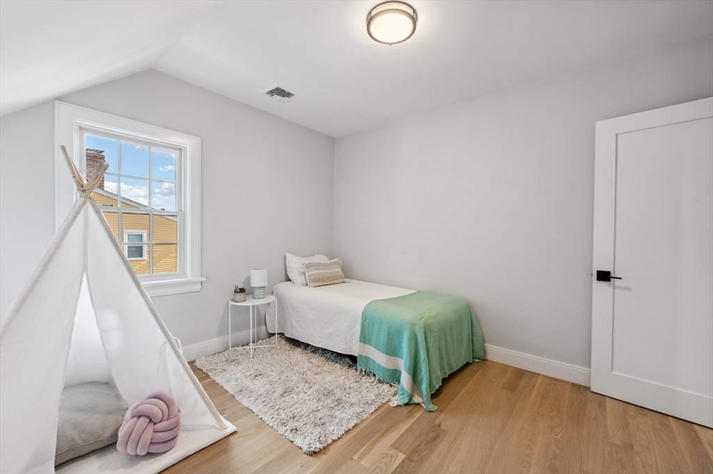 1038 Chestnut Street # 2