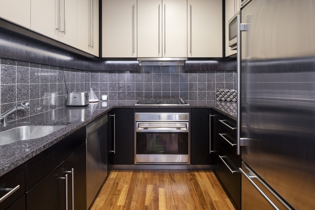 500 Atlantic Avenue # 15D
