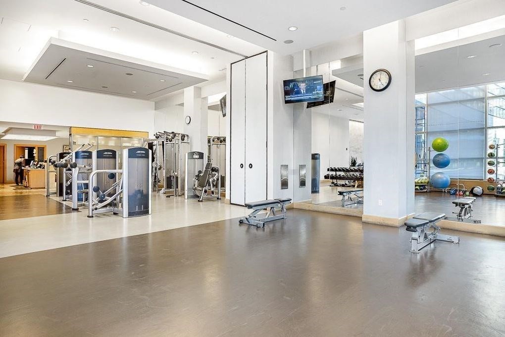 500 Atlantic Avenue # 15D