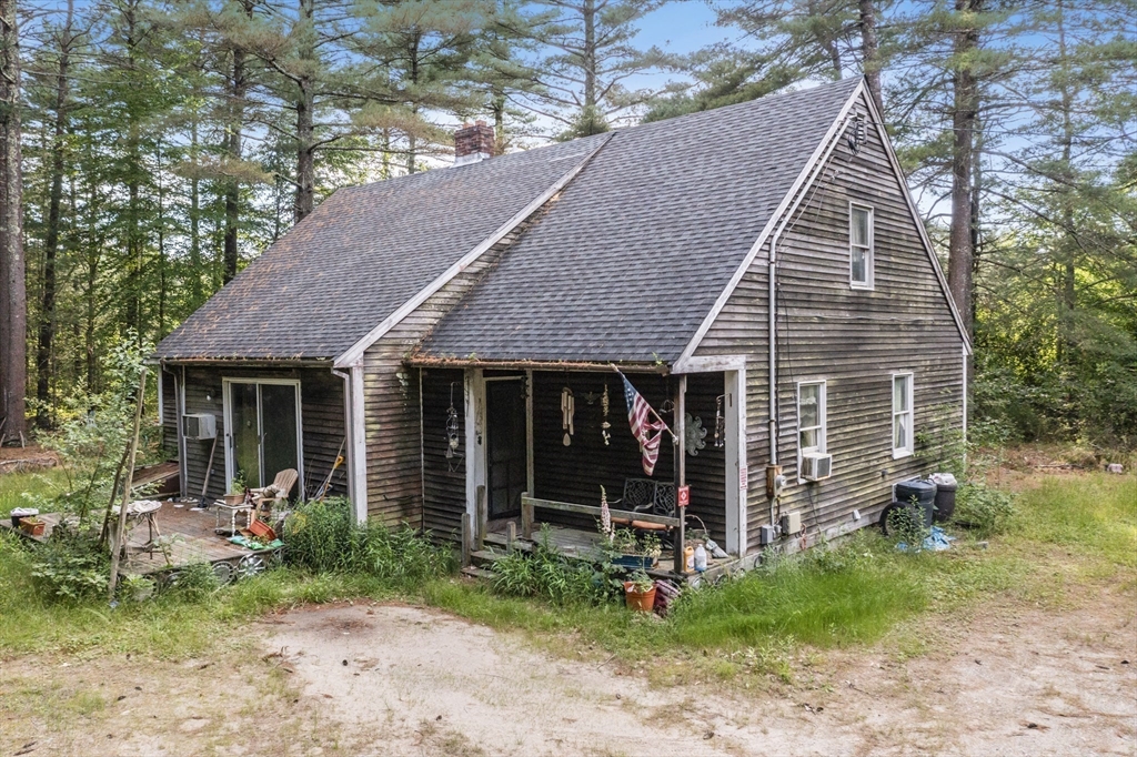 462 Bedford Street