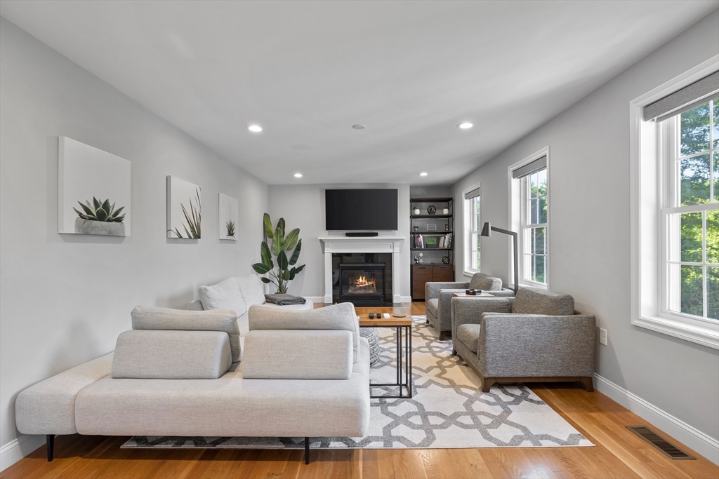 30 Robbie Terris Way