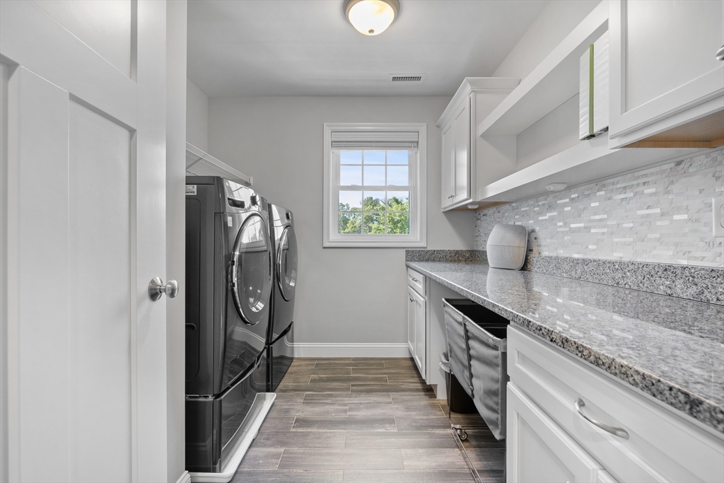 30 Robbie Terris Way