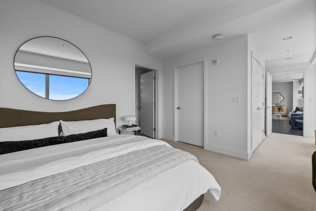 110 Stuart Street # 21J