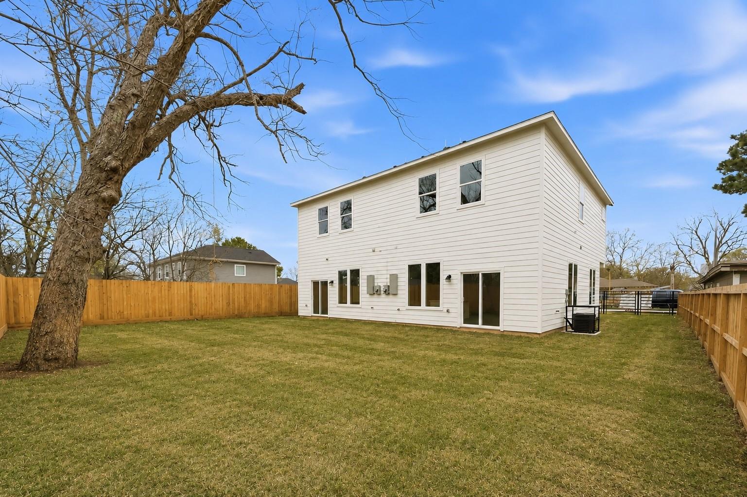 4125 Clover St Unit: A/B