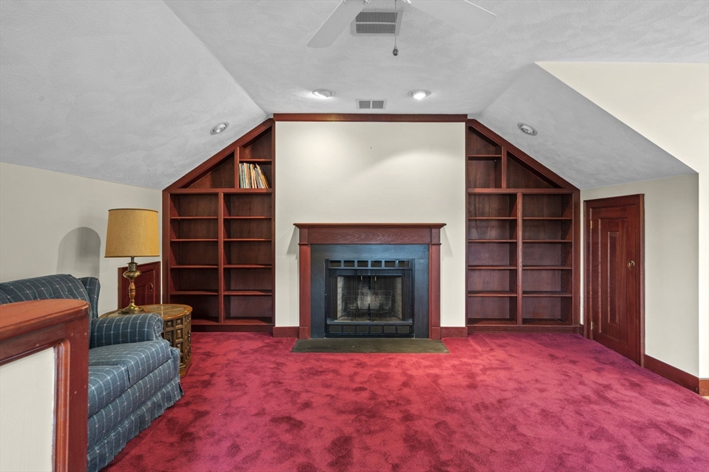 1204 Foxwood Circle # 1204