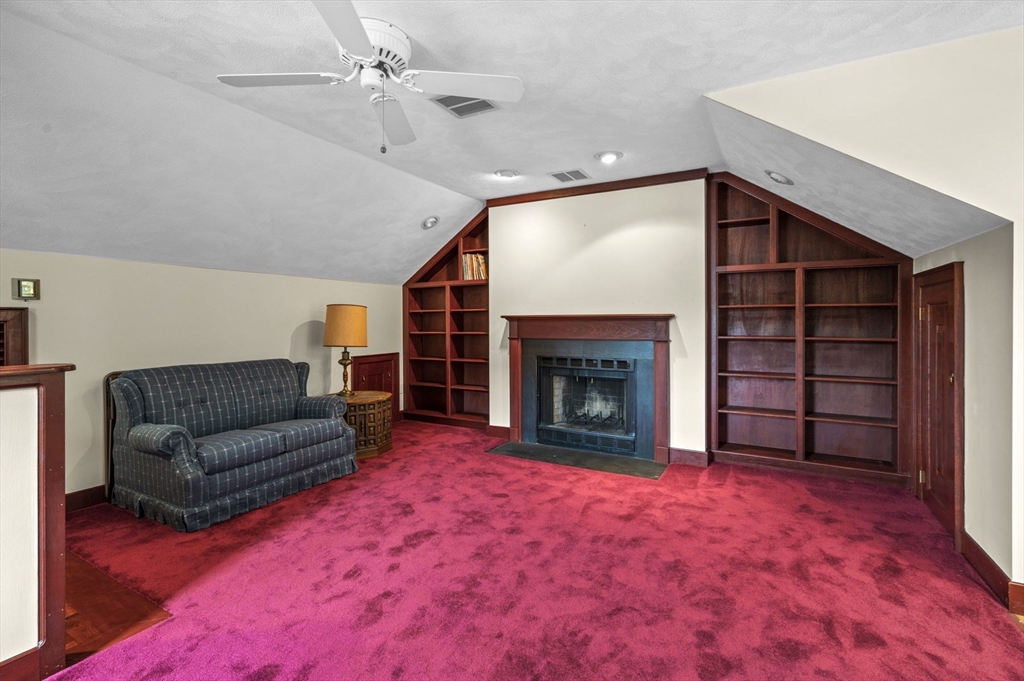 1204 Foxwood Circle # 1204