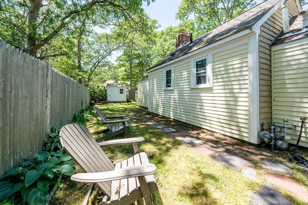 31 Lake Road East