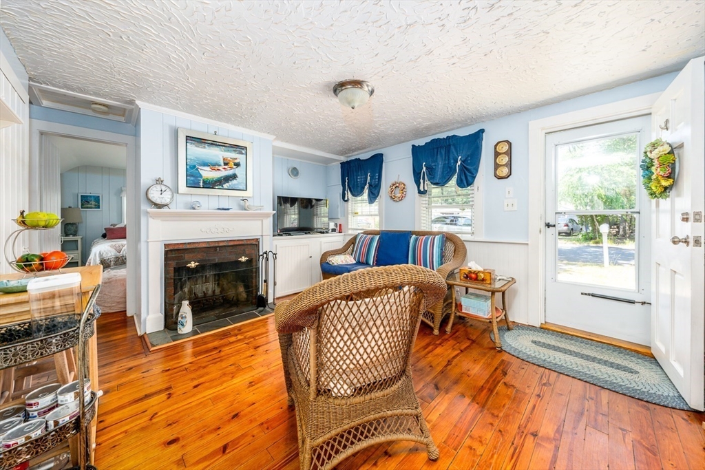 31 Lake Road East