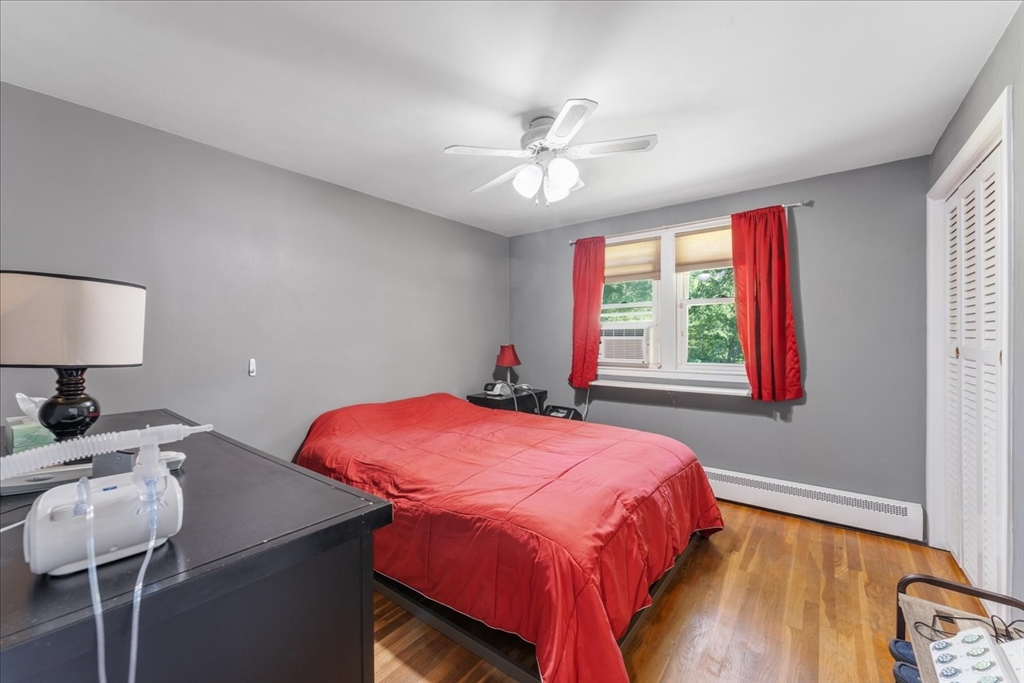 25 Maury Ln