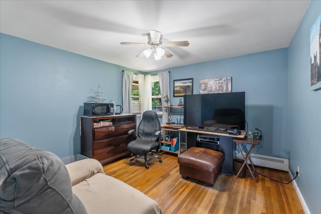 25 Maury Ln