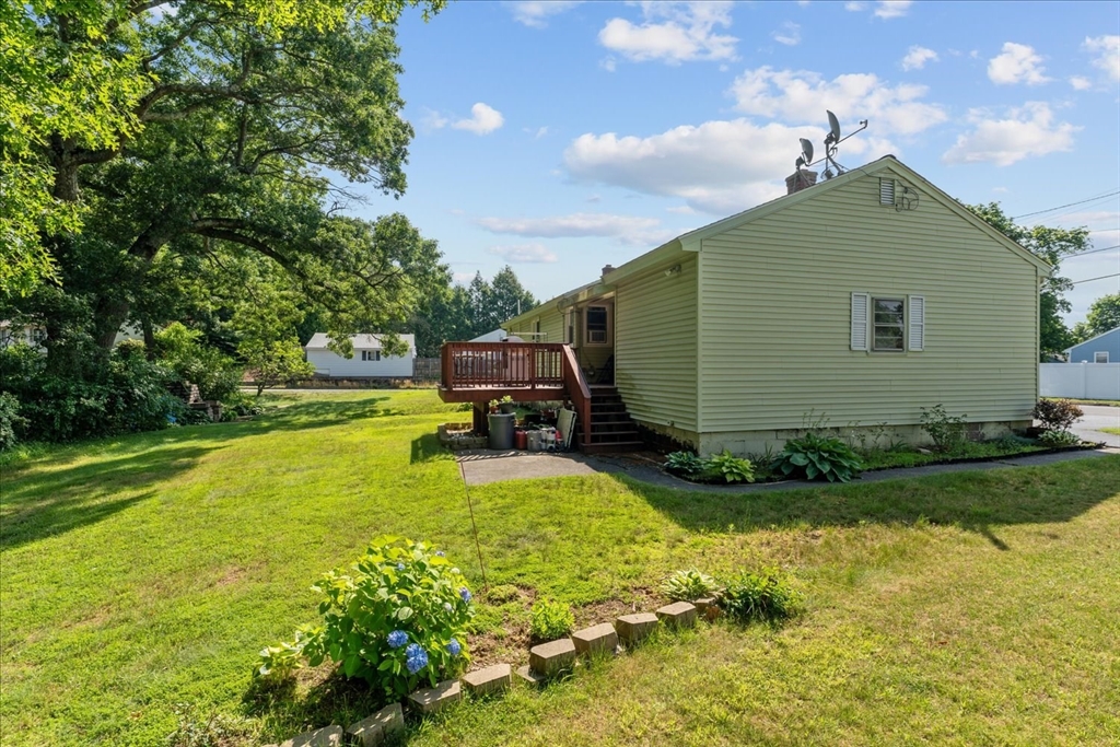 25 Maury Ln
