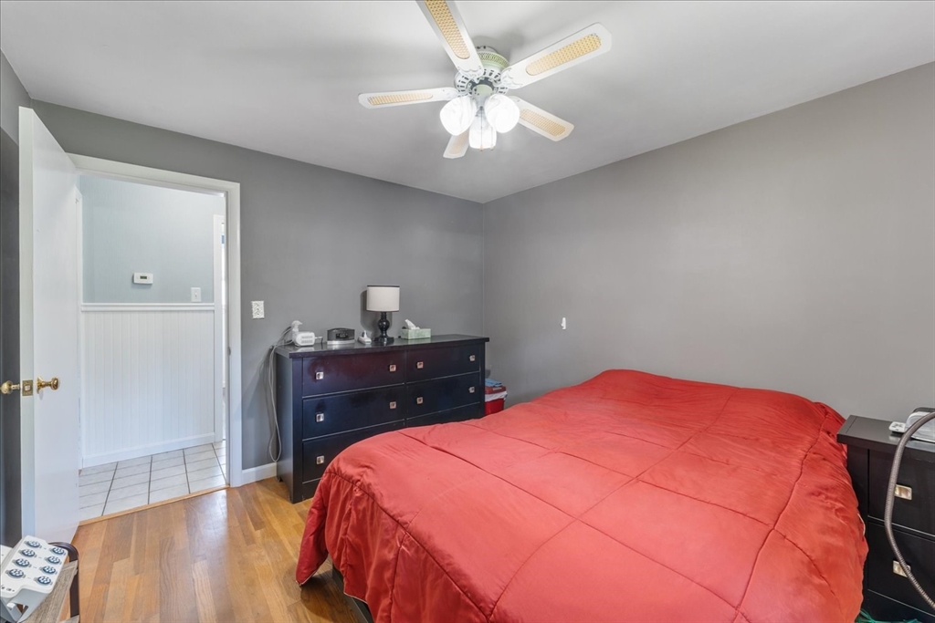 25 Maury Ln