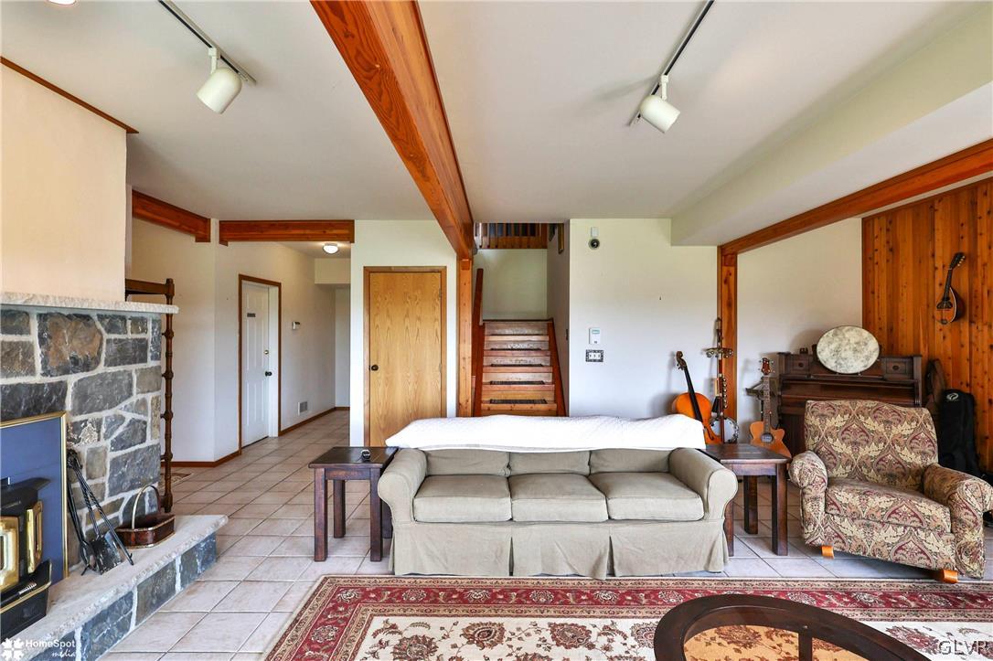 5857 Ruheton Hill Road