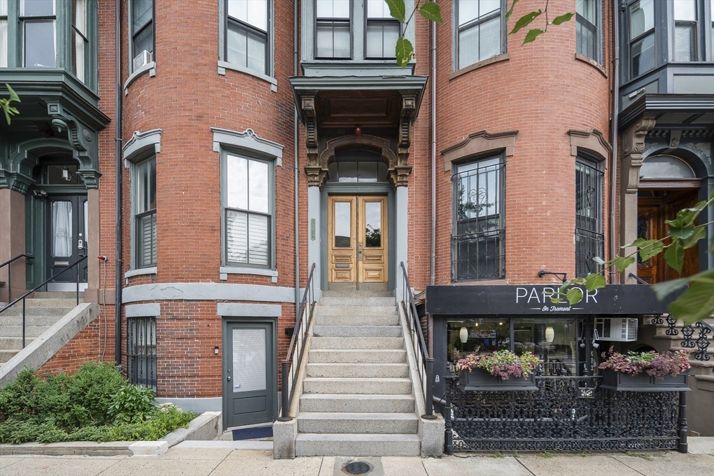 675 Tremont St # 6