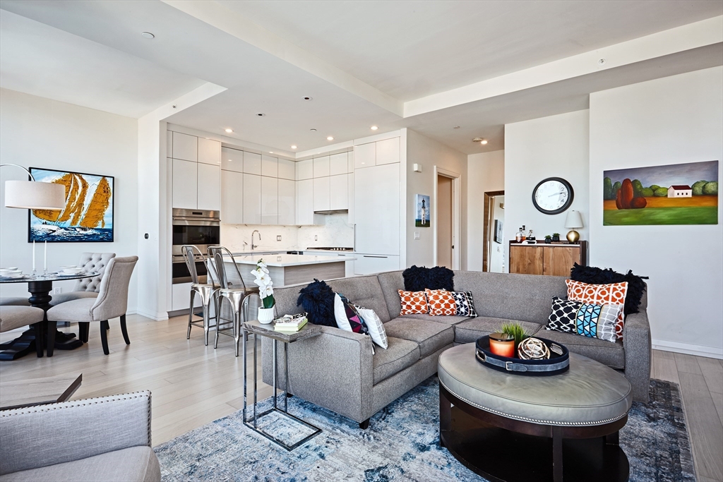 1 Franklin St # 3505