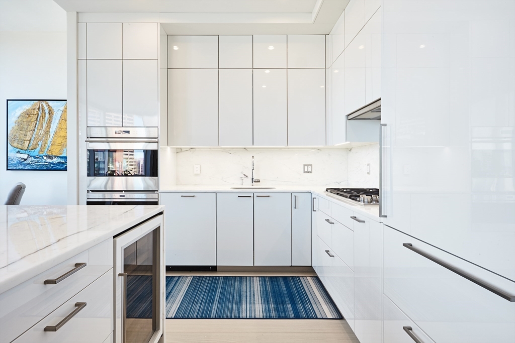 1 Franklin St # 3505
