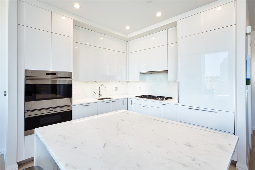 1 Franklin St # 3505