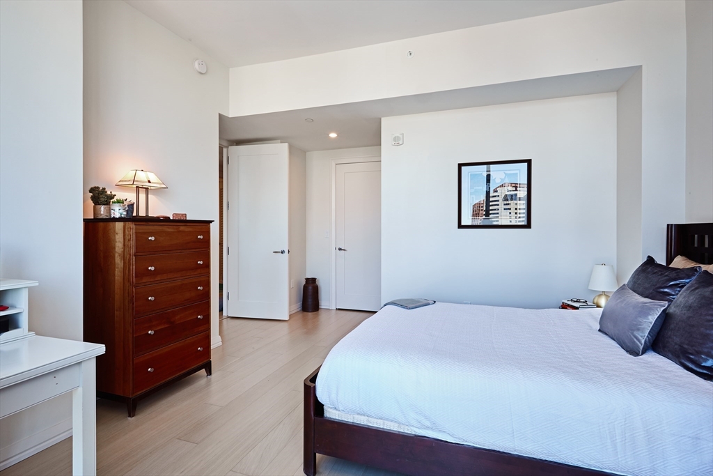 1 Franklin St # 3505