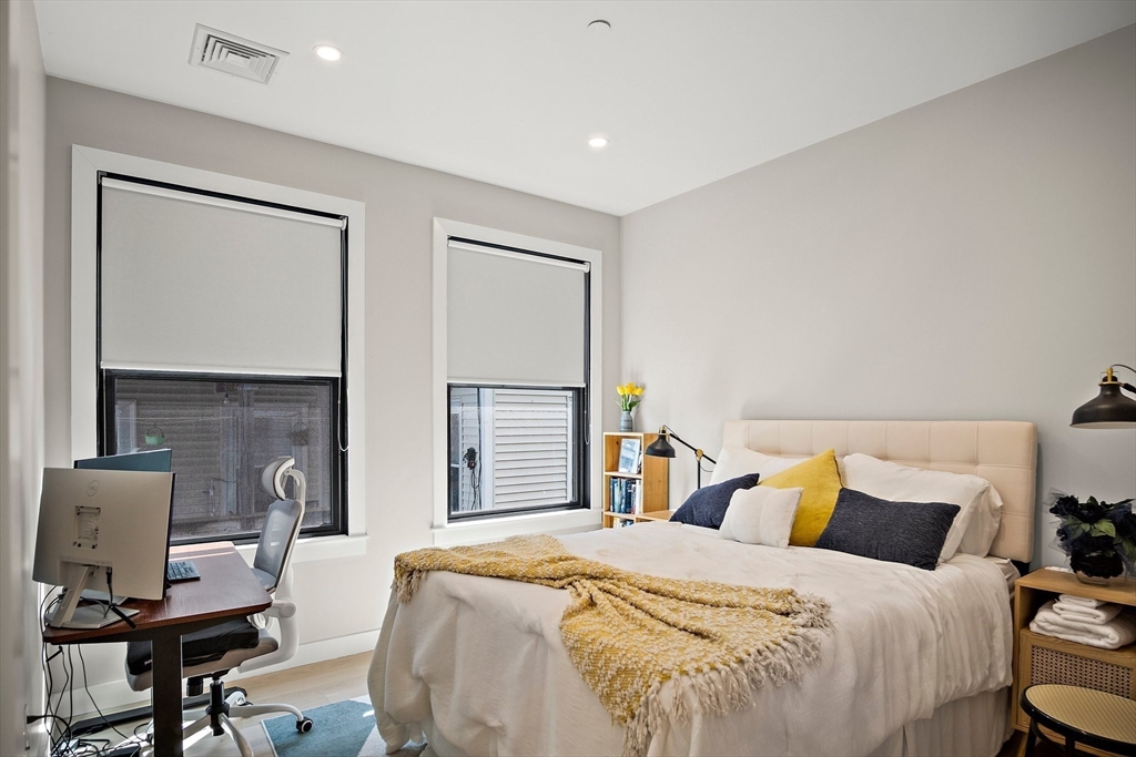 38 Lexington St # U2