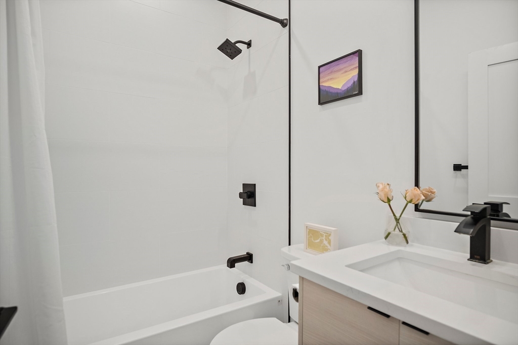 38 Lexington St # U2